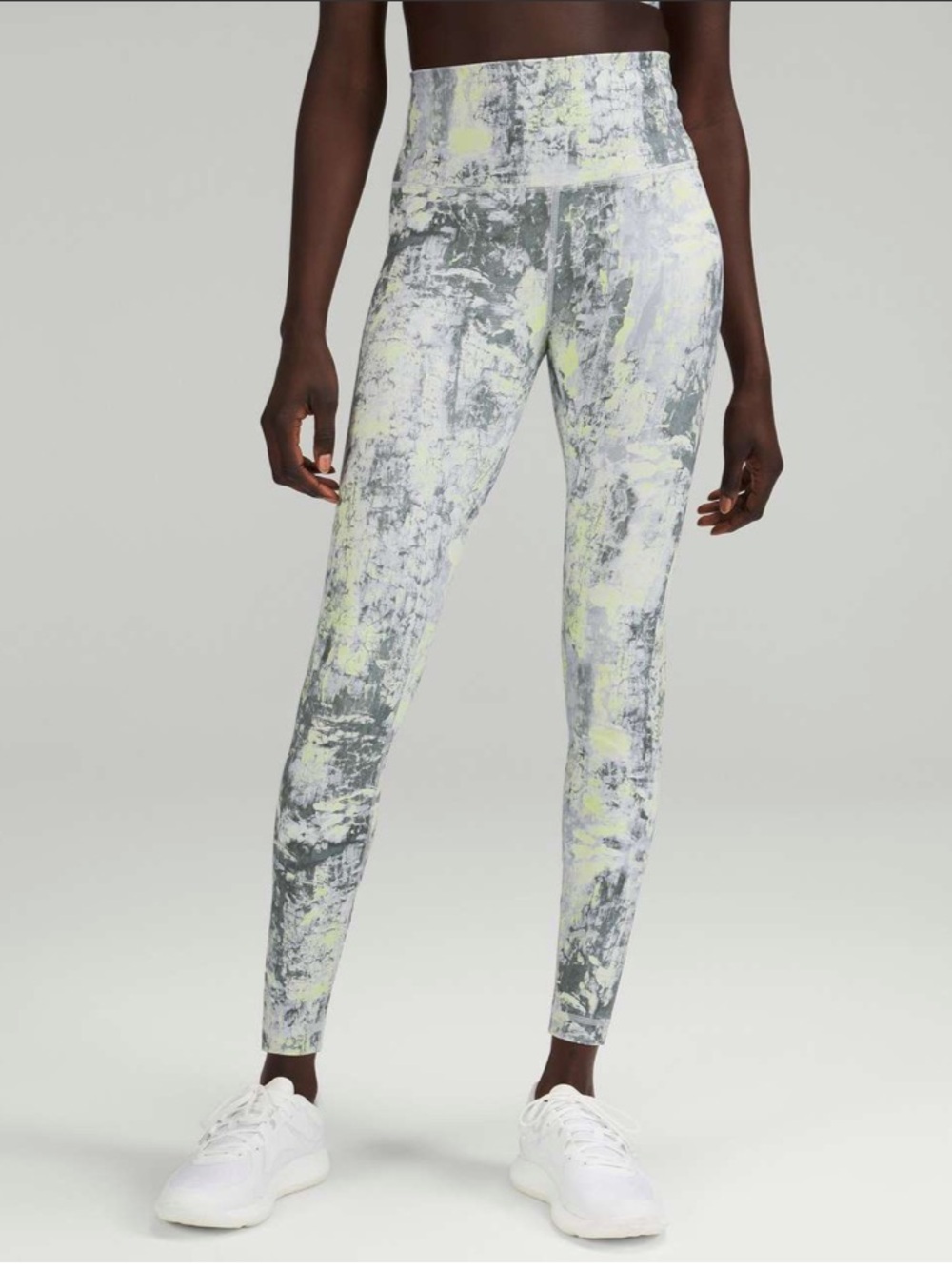 Lululemon Wunder Train High-Rise Tight 28"
Cinder Grain Smoked Spruce Multi